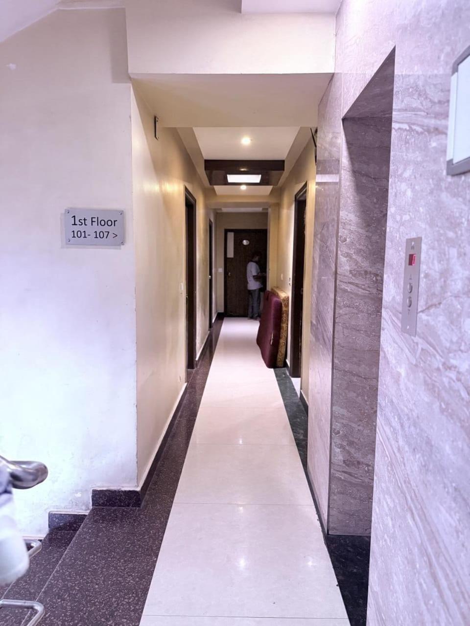 Hotel Rajkamal Palace - Near Kashi Vishwanath Temple 4*